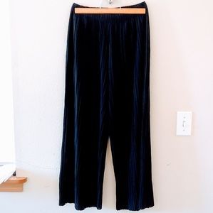 S Wide Leg Pleated Pants